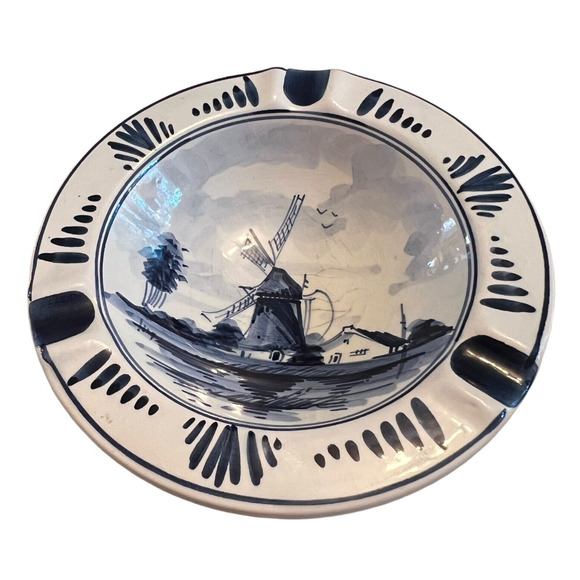 Dutch Windmill Farm Ashtray Delft Blue Hand Painted Vintage Holland Netherlands - Picture 1 of 4